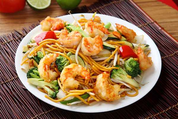 Shrimp Hakka Noodles