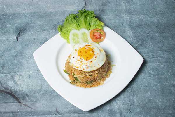 Hakka Street Garlic Egg Fried Rice