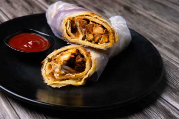 CHICKEN KATTI ROLL