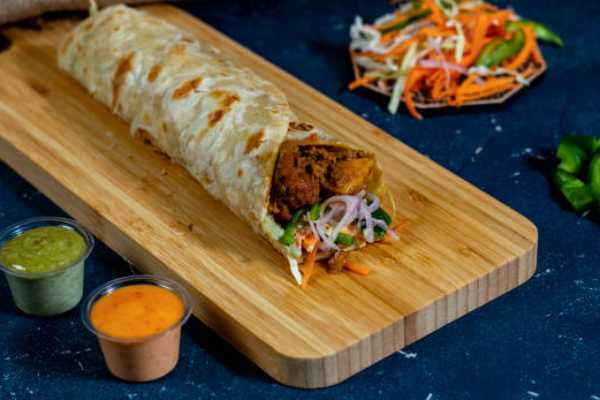 CHILLI CHICKEN WRAP