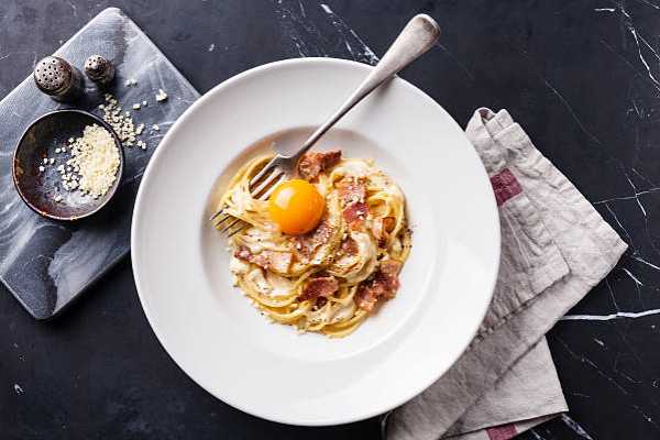 Egg Schezwan Noodles