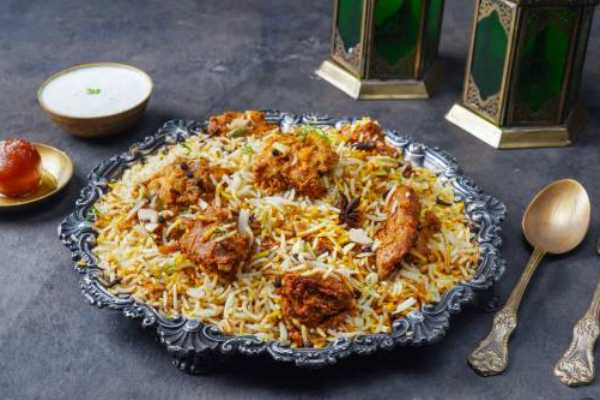 BONELESS CHICKEN BIRYANI