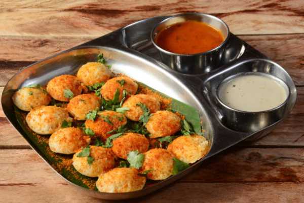 Babai Idli (2) (Bawarchi Special)
