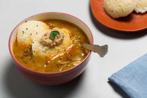 Sambar Idli (2)