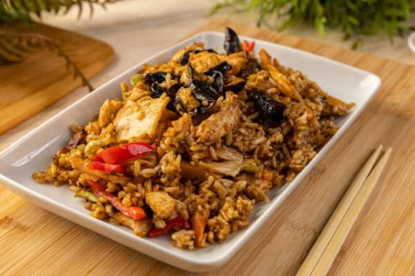 Schezwan Chicken Fried rice