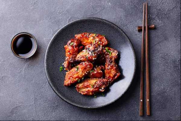 CHILLI CHICKEN WINGS