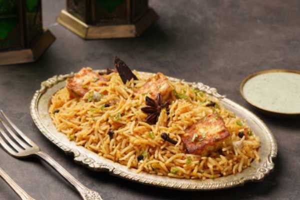 Paneer Schezwan Fried Rice
