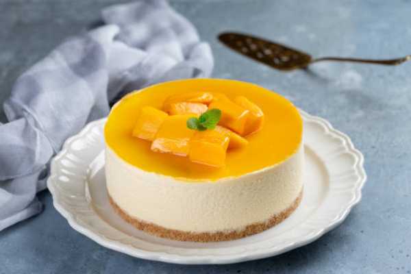 2 LB MANGO CAKE