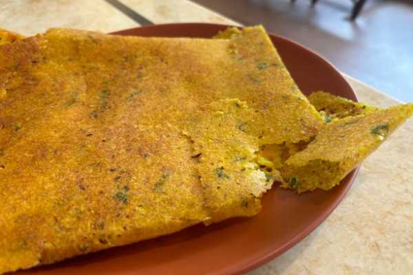 PLAIN RAVA DOSA