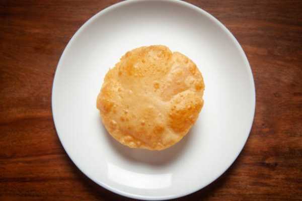 POORI (1 PCS)( BHATURA)
