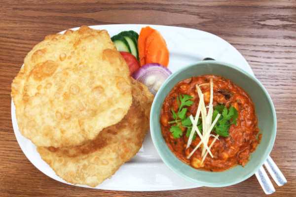 CHOLE BHATURE