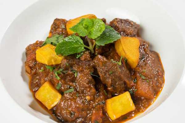 GOAT VINDALOO CURRY