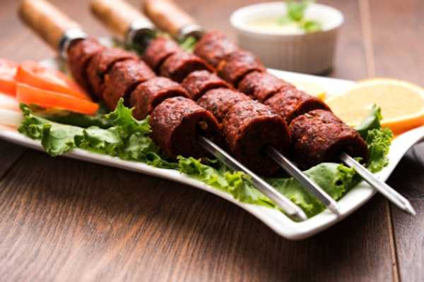 TEMPER TANDOORI SHEEK KEBAB