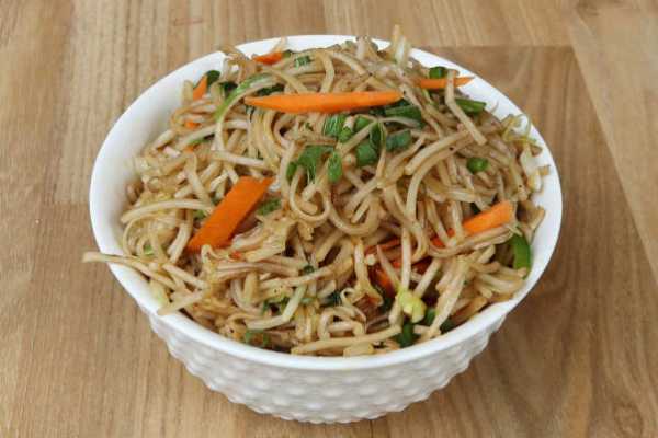 Veg Schezwan Noodles