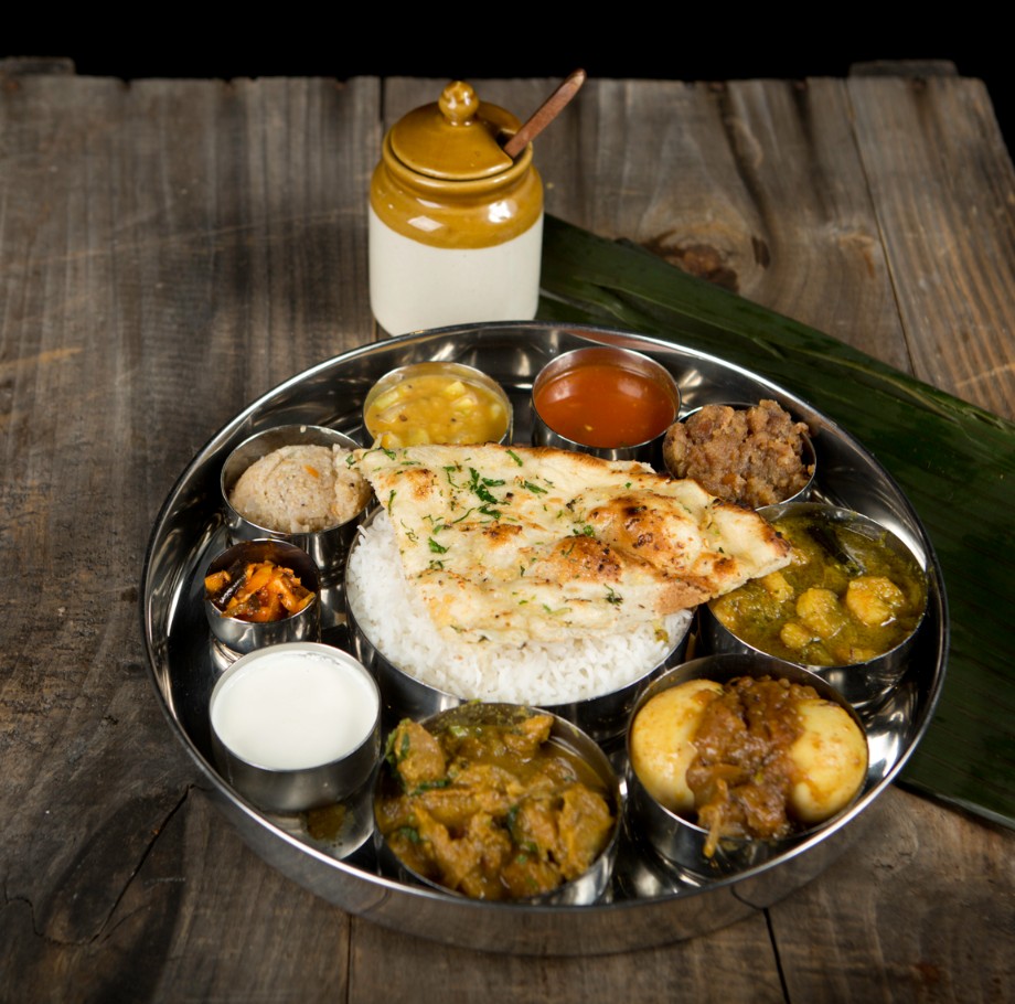 Non-Veg Thali With Naan