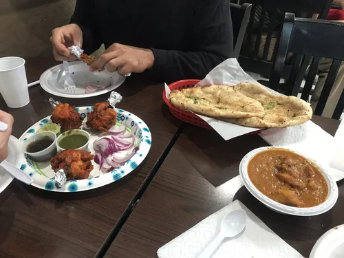 Daawat-indian-cuisine-chicken-lollipop