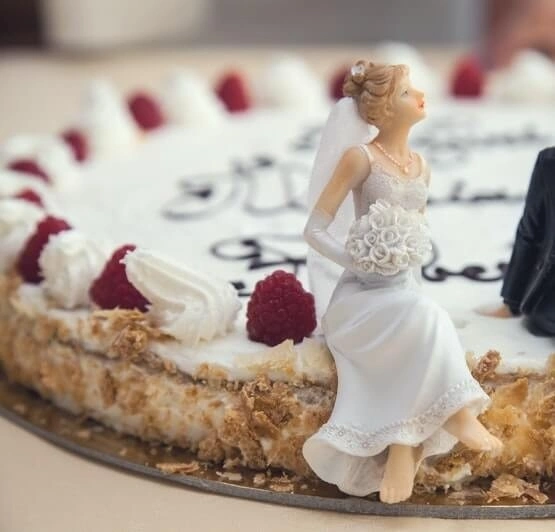 cafe-india-white-cake