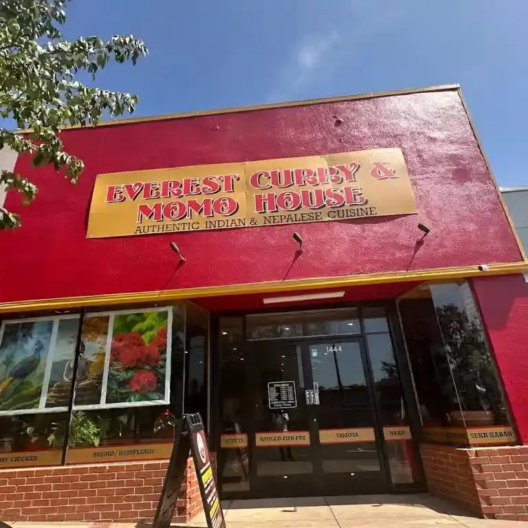 everest curry and momo house